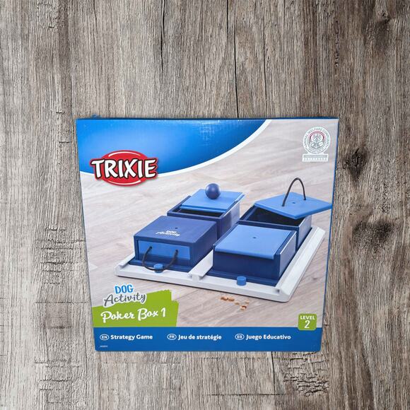 TRIXIE Dog Activity Poker Box 1 Strategy Game, Level 2 Dog  Trixie dog activity box. Dog Poker 1. New in box‎